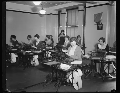 Black and white photo of the history of women in the workplace