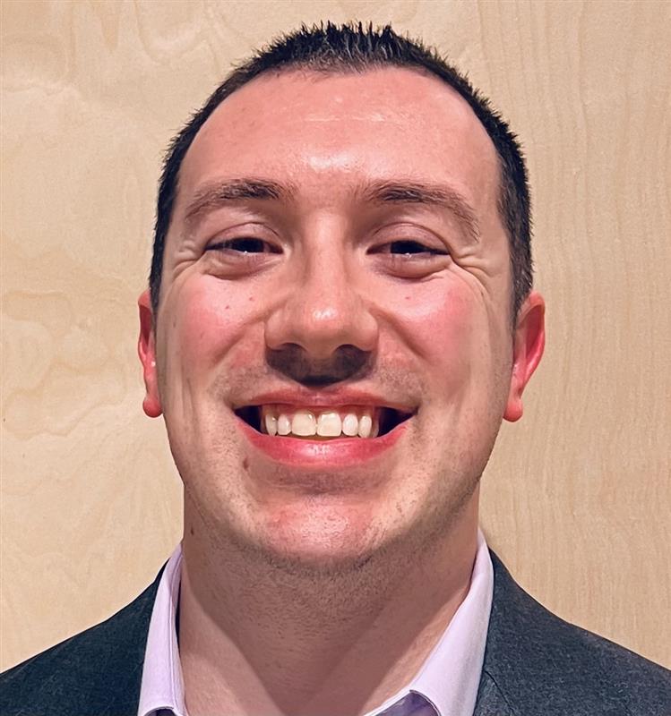 Alek Catlett headshot