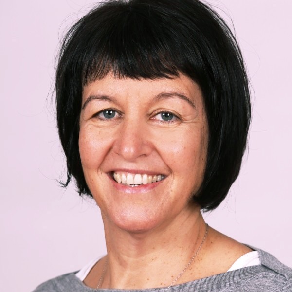 Headshot of Barbara Glassl