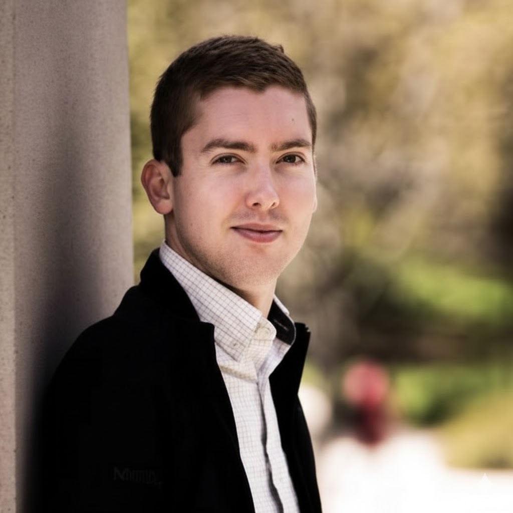 Headshot of Erich Vogel