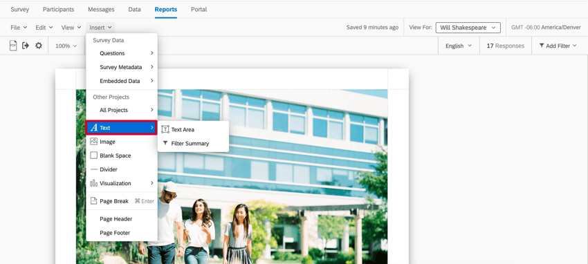 La opción de área de texto en el menú Insertar está seleccionada