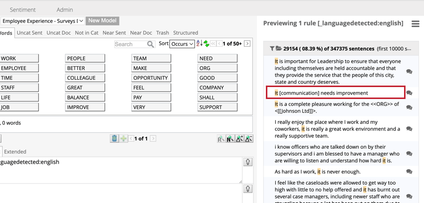 Une phrase surlignée avec la résolution des anaphores activée