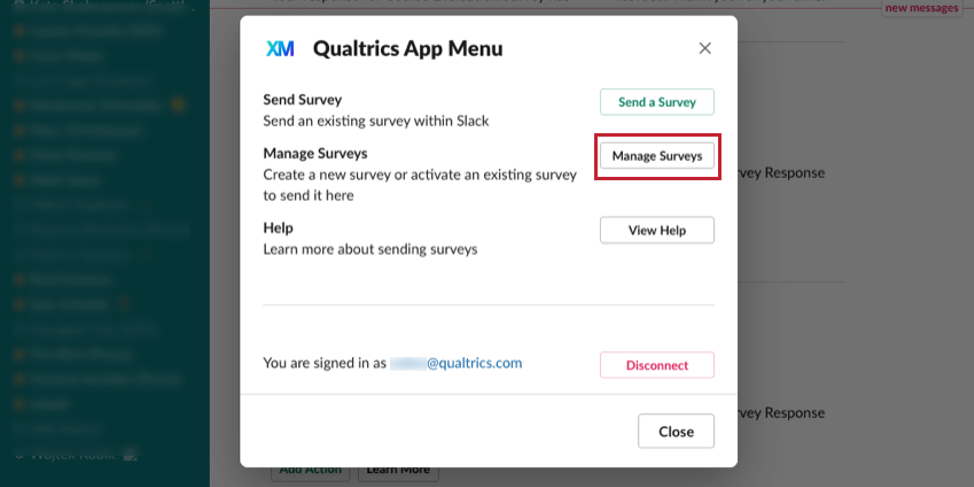 imagen del menú de la aplicación Slack de Qualtrics . La opción Administrar encuestas está seleccionada para crear/activar una encuesta