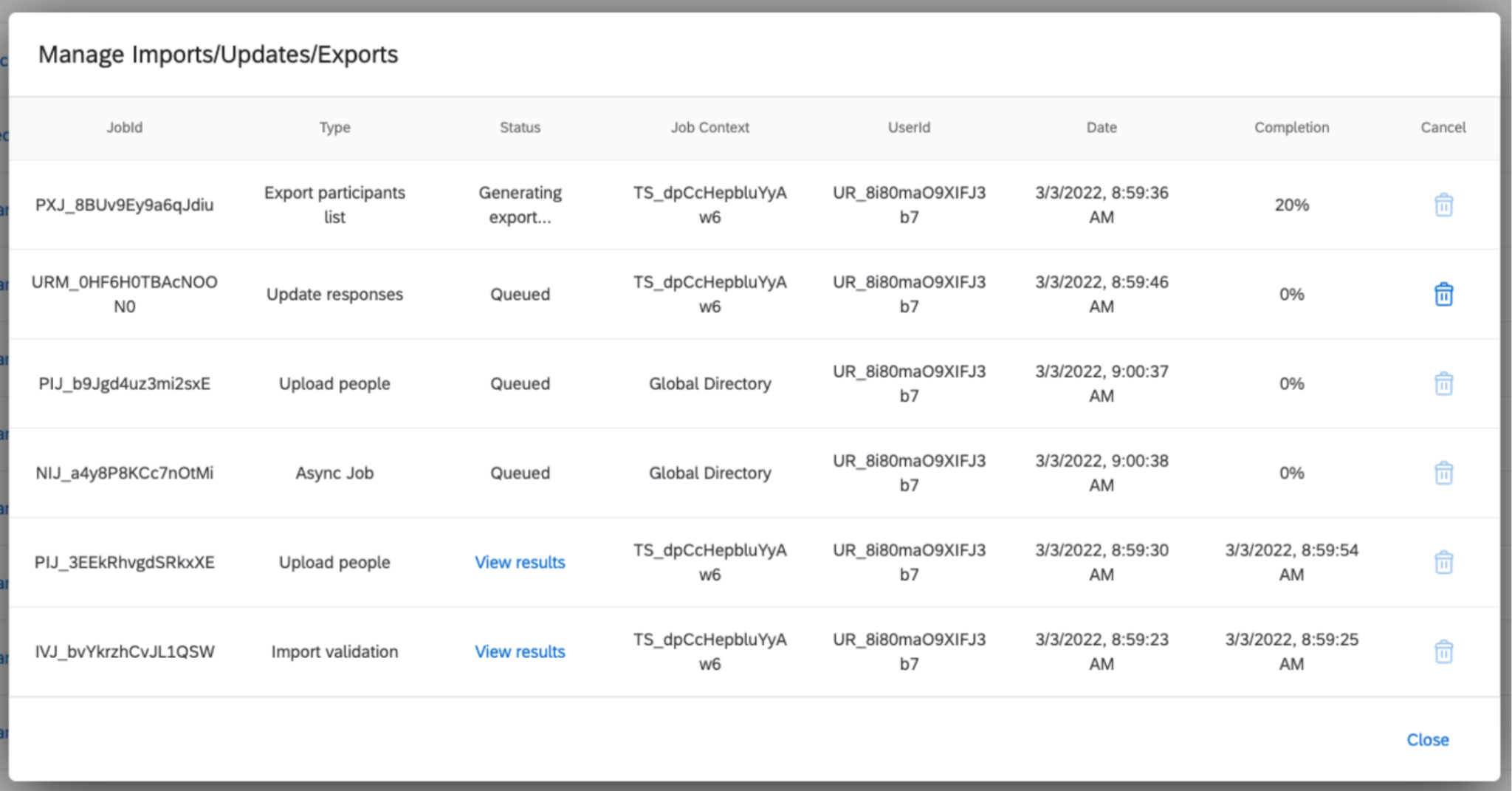［インポート／アップデート／エクスポートを管理］ウィンドウにインポートとアップデートのリストが表示される