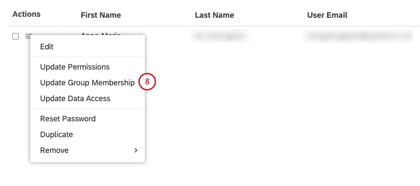 Selecione Update Group Membership (Atualizar associação do grupo).