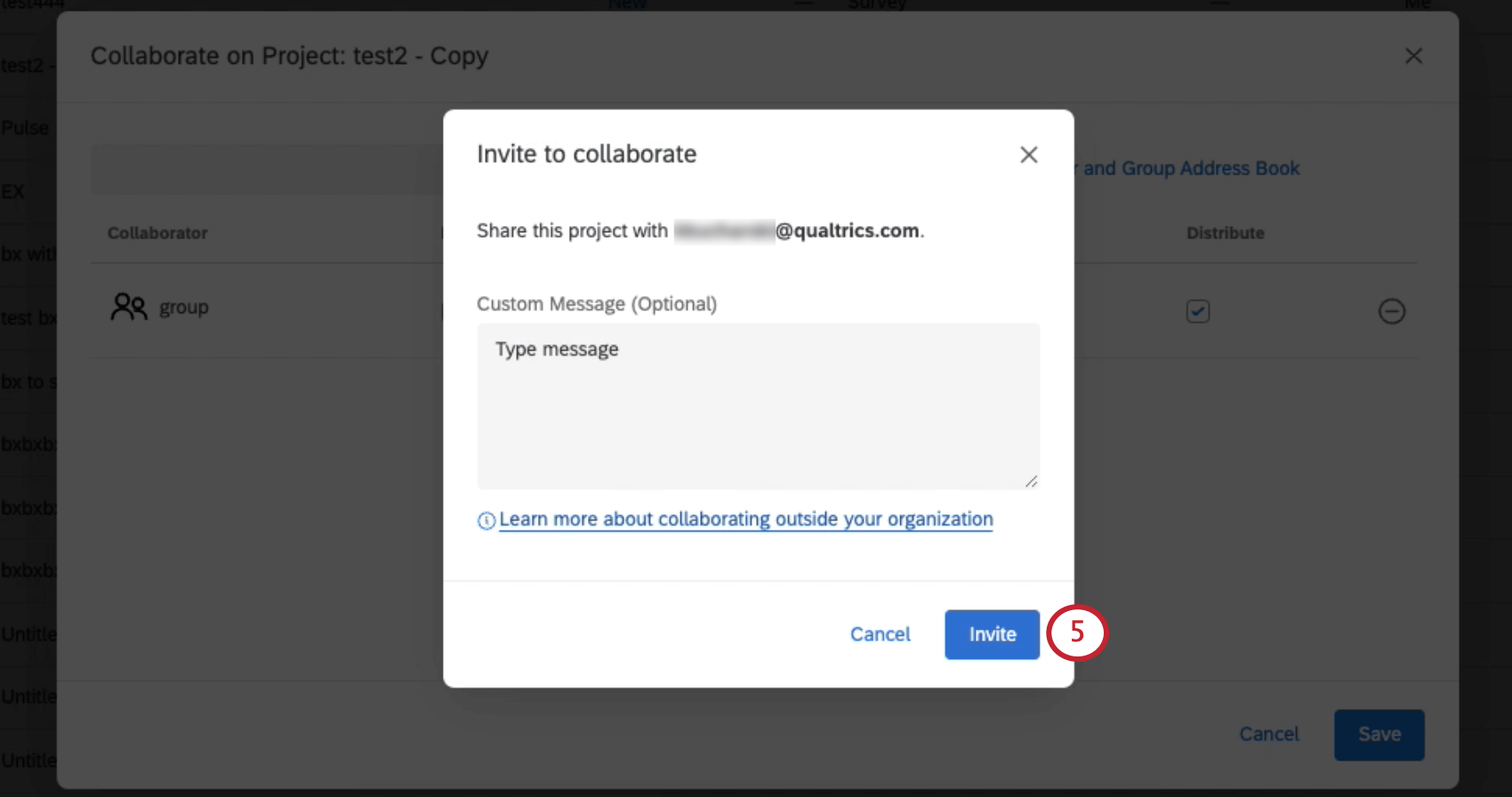 Pagina di invito via e-mail con casella di testo Messaggio personalizzato facoltativa e pulsante di invito