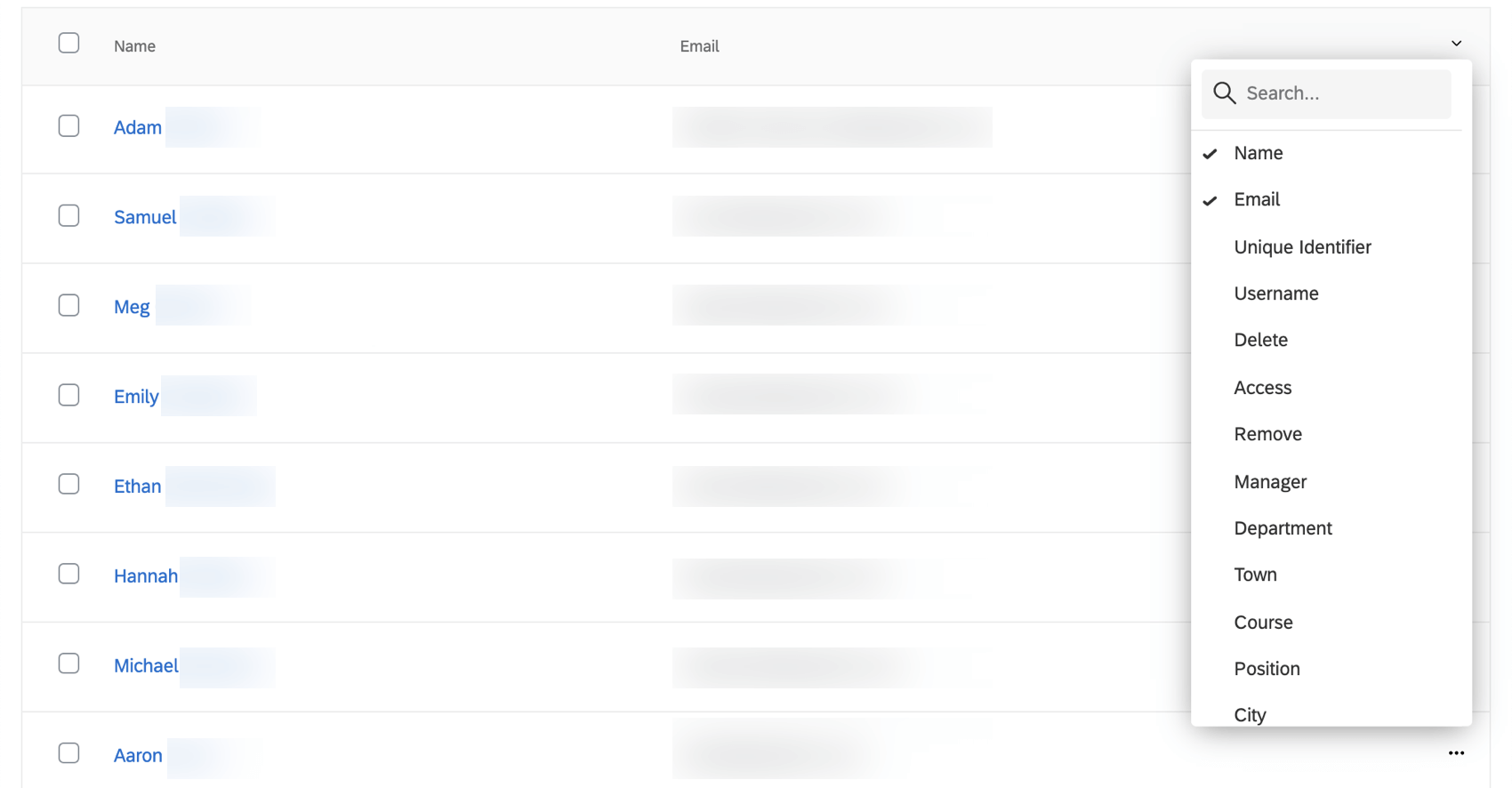 ユーザーに関する情報の列。下矢印のドロップダウン（選択可能な列のリスト付き