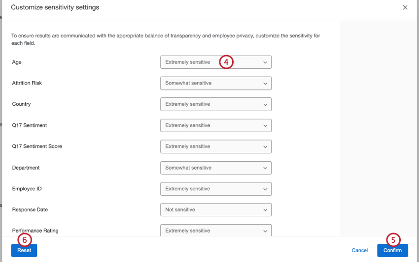 Menús desplegables siguiente a cada campo para personalizar la configuración a nivel de campo