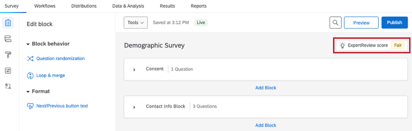 Schaltfläche zum Öffnen der Expertenprüfung in der Ecke des Umfragen-Builder, über der Sie Fragen und Blöcke bearbeiten würden