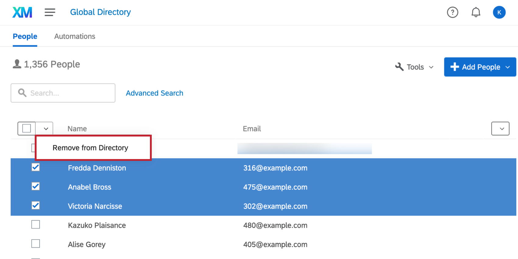 Usare il menu a discesa Seleziona tutto per rimuovere le persone dalla directory