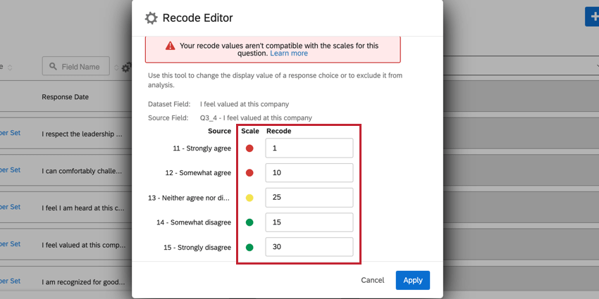 El editor de recodificación para una pregunta en una escala de polaridad. Las recodificaciones no están en orden creciente o decreciente, por lo que se muestra un error.