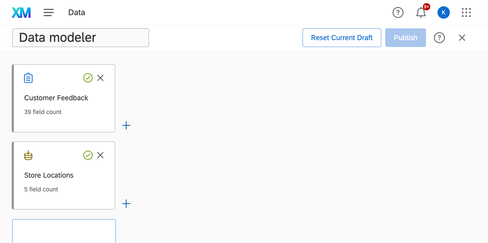 un sondaggio sul feedback dei clienti e un progetto sulle locations dei negozi
