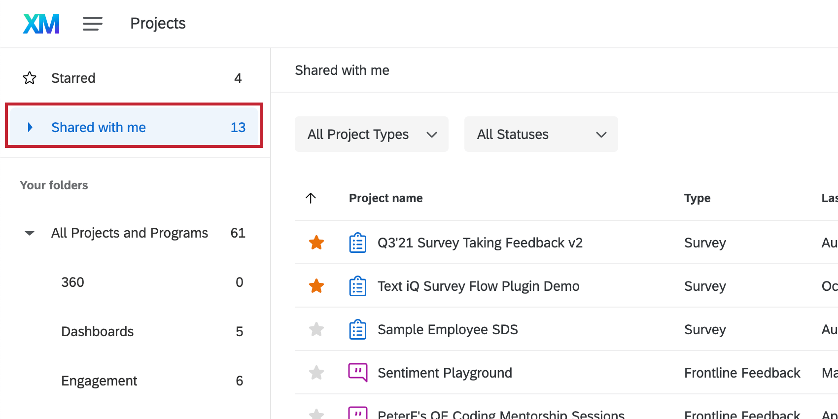 Carpeta Compartidos conmigo en el panel de carpetas de la izquierda