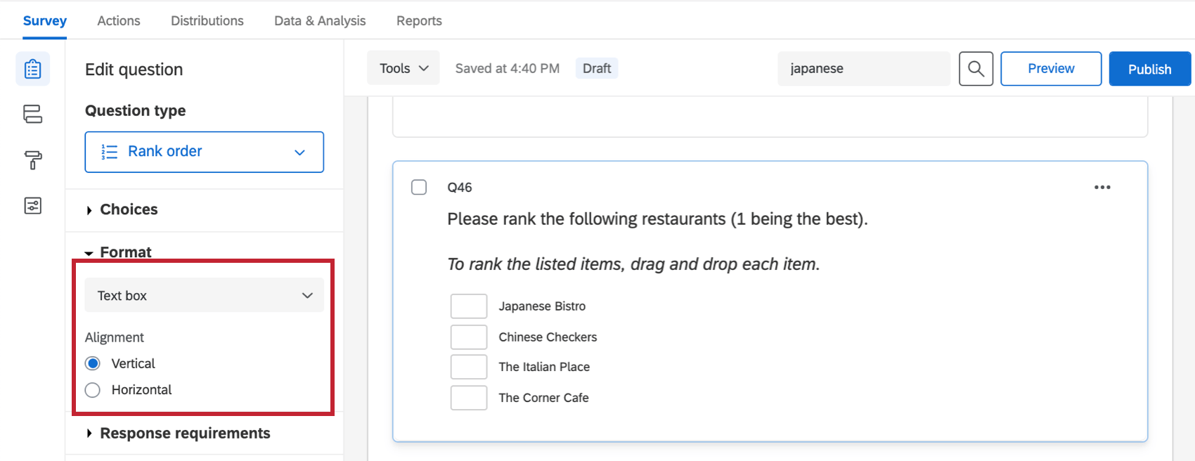 La question est définie sur une zone de texte, en plaçant une zone de texte vide à côté de chaque option pouvant être classée.