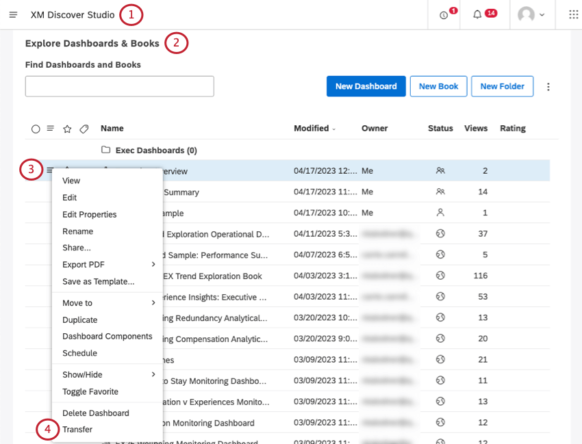 Utilizzando il menu ad hamburger avanti a un dashboard nella homepage dello studio per trasferire
