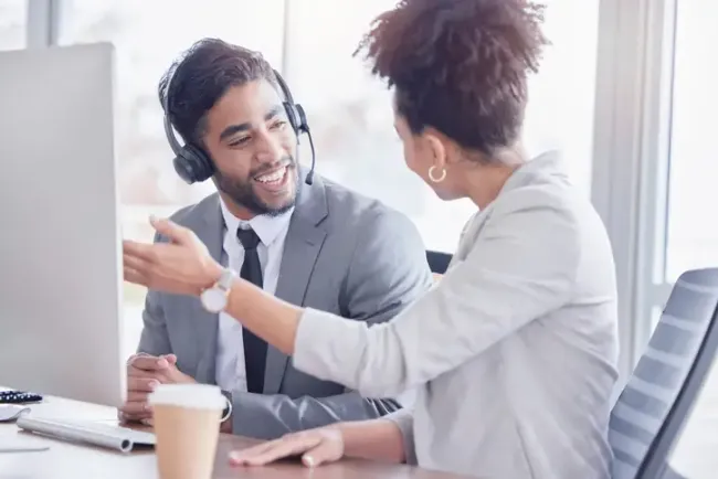 Contact center colleagues talking
