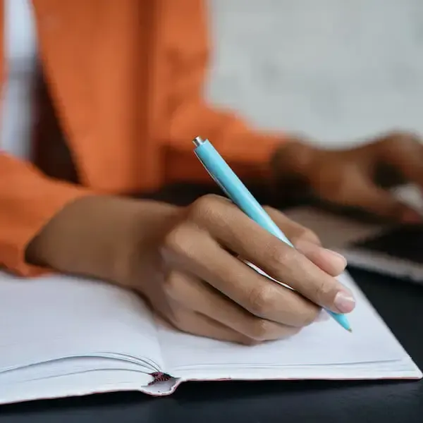 How to create an effective survey in 15 simple tips