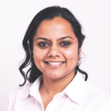 Headshot of Aarti Jere