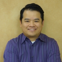 Ken Hoang headshot