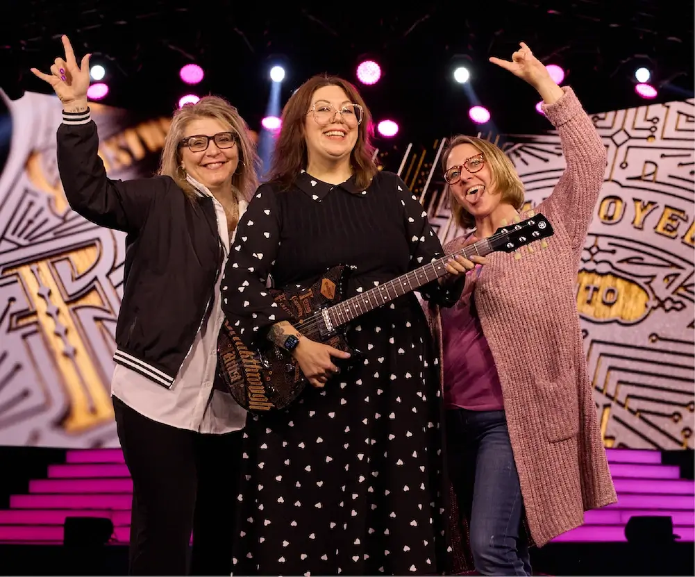 The State of Iowa winning the Breakthrough Artist Award