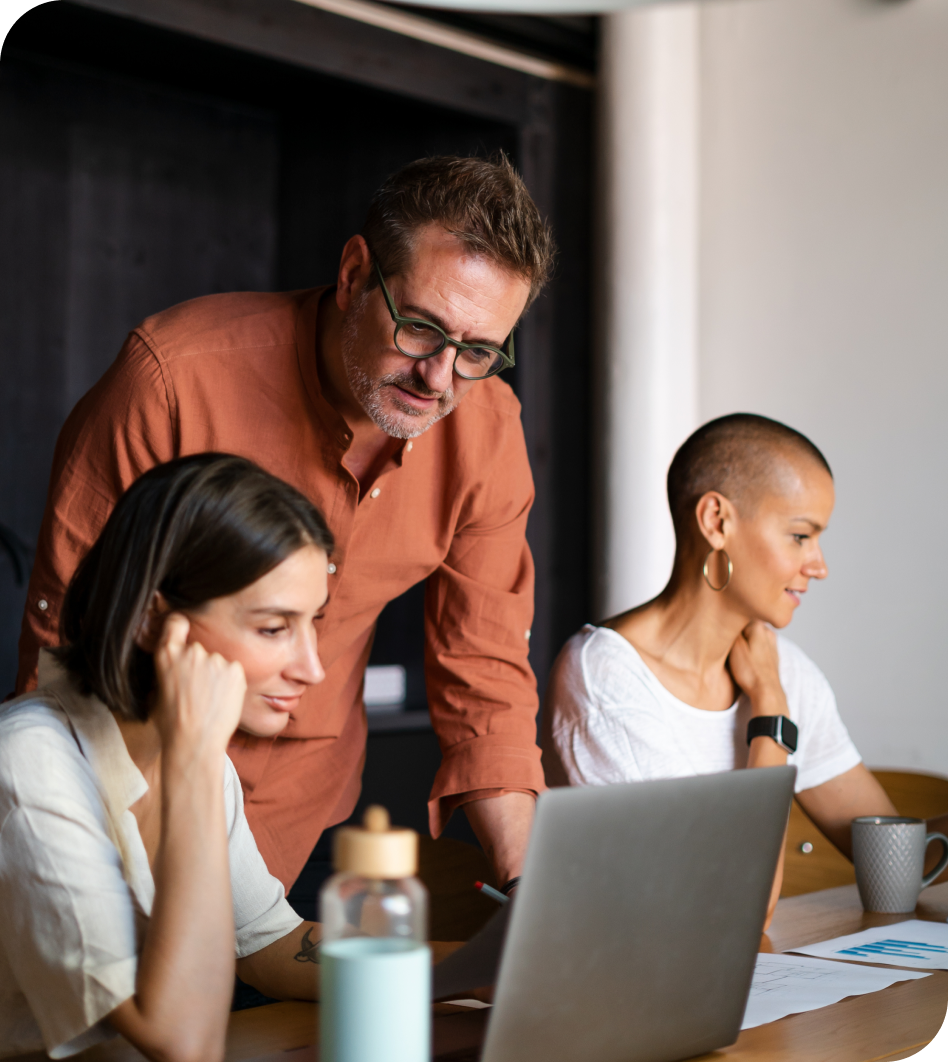 Employees working together on a project