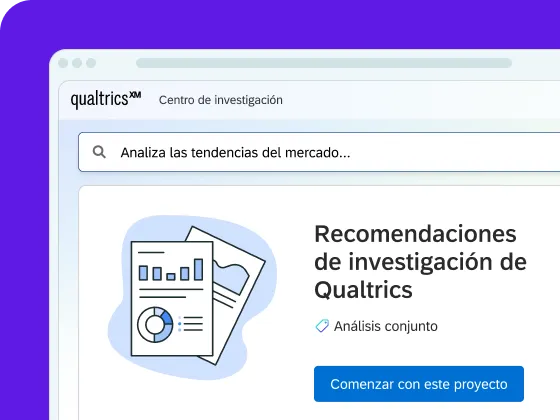Un screenshot de una interfaz digital sobre un fondo morado, que muestra el Qualtrics XM Centro de investigación con una barra de búsqueda que contiene «Analiza las tendencias del mercado...» por encima de una sección titulada «Recomendaciones de investigación de Qualtrics».