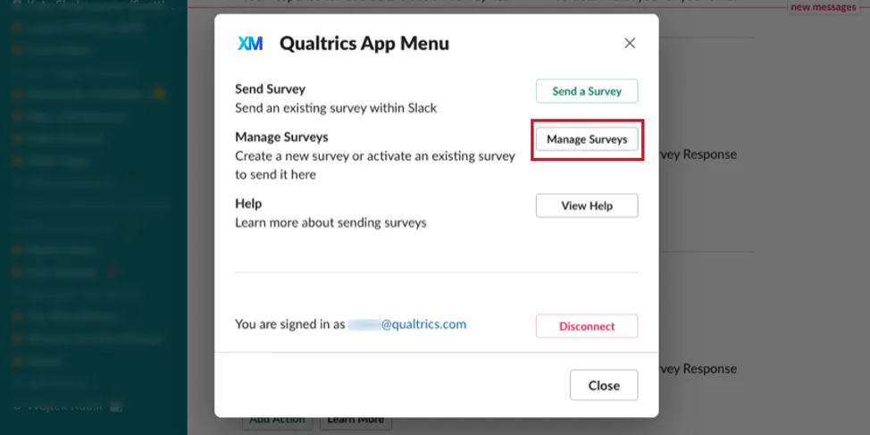 imagen del menú de la aplicación Slack de Qualtrics . La opción Administrar encuestas está seleccionada para crear/activar una encuesta