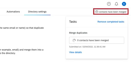 Imagen del mensaje "Se han fusionado los contactos" en la parte superior derecha del directorio