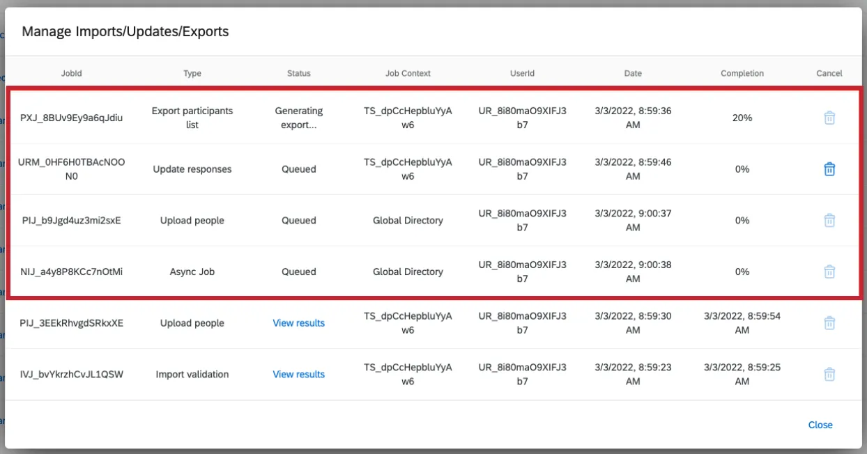 Trabalhos em fila mostrados na parte superior do modal Manage Imports/Updates/Exports (Gerenciar importações/atualizações/exportações)