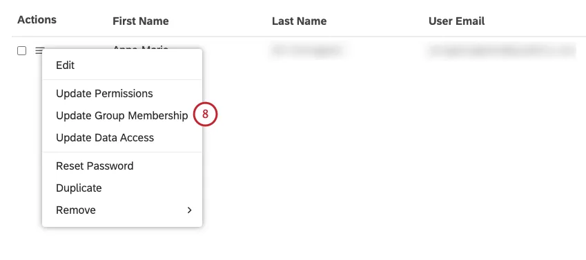 Selecione Update Group Membership (Atualizar associação do grupo).