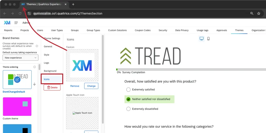 Sección de íconos del editor de tema . La flecha muestra dónde se carga el favicon en comparación con dónde se puede ver ese ícono en la pestaña de un navegador.