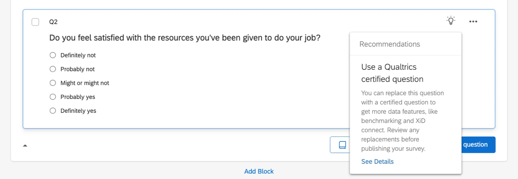 Eine Frage im Umfragen-Builder mit einer zertifizierten Fragenempfehlung