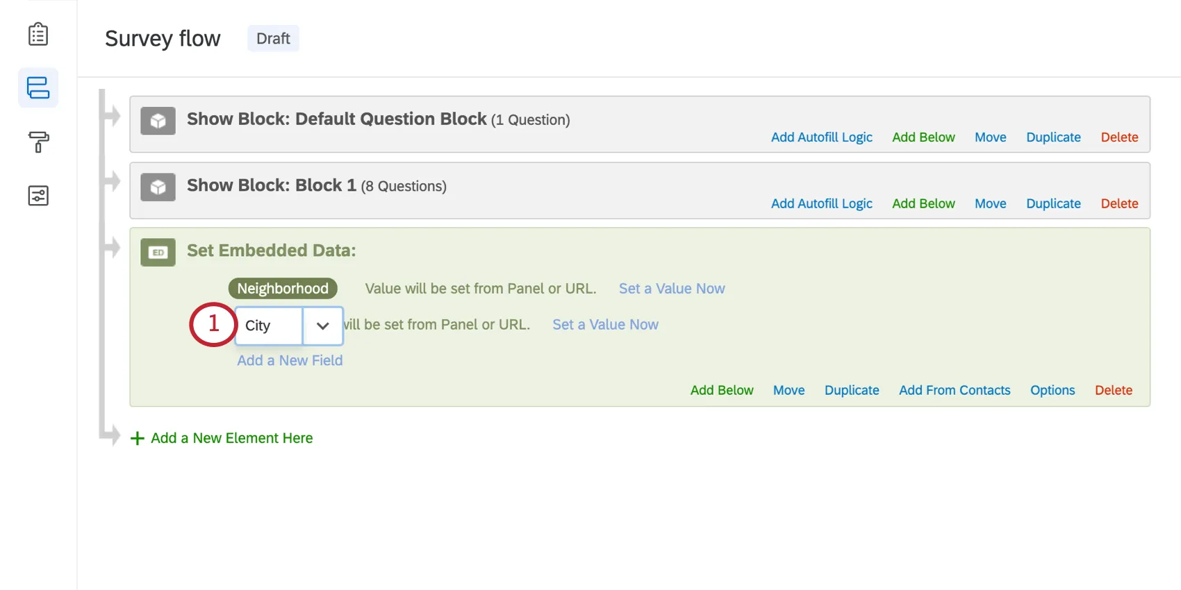 Mise en surbrillance d’un nom de champ, afin qu’il apparaisse comme une case blanche à la place du vert de l’élément