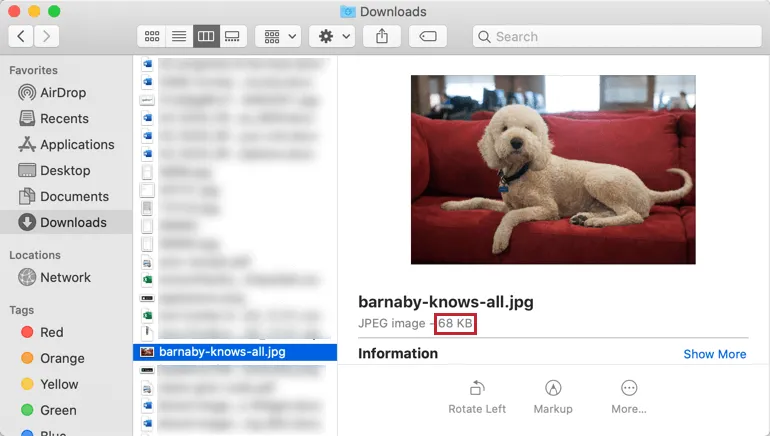 Archivo abierto en carpetas. Esta imagen solo pesa 68 KB, por lo que se cargará sin problemas.