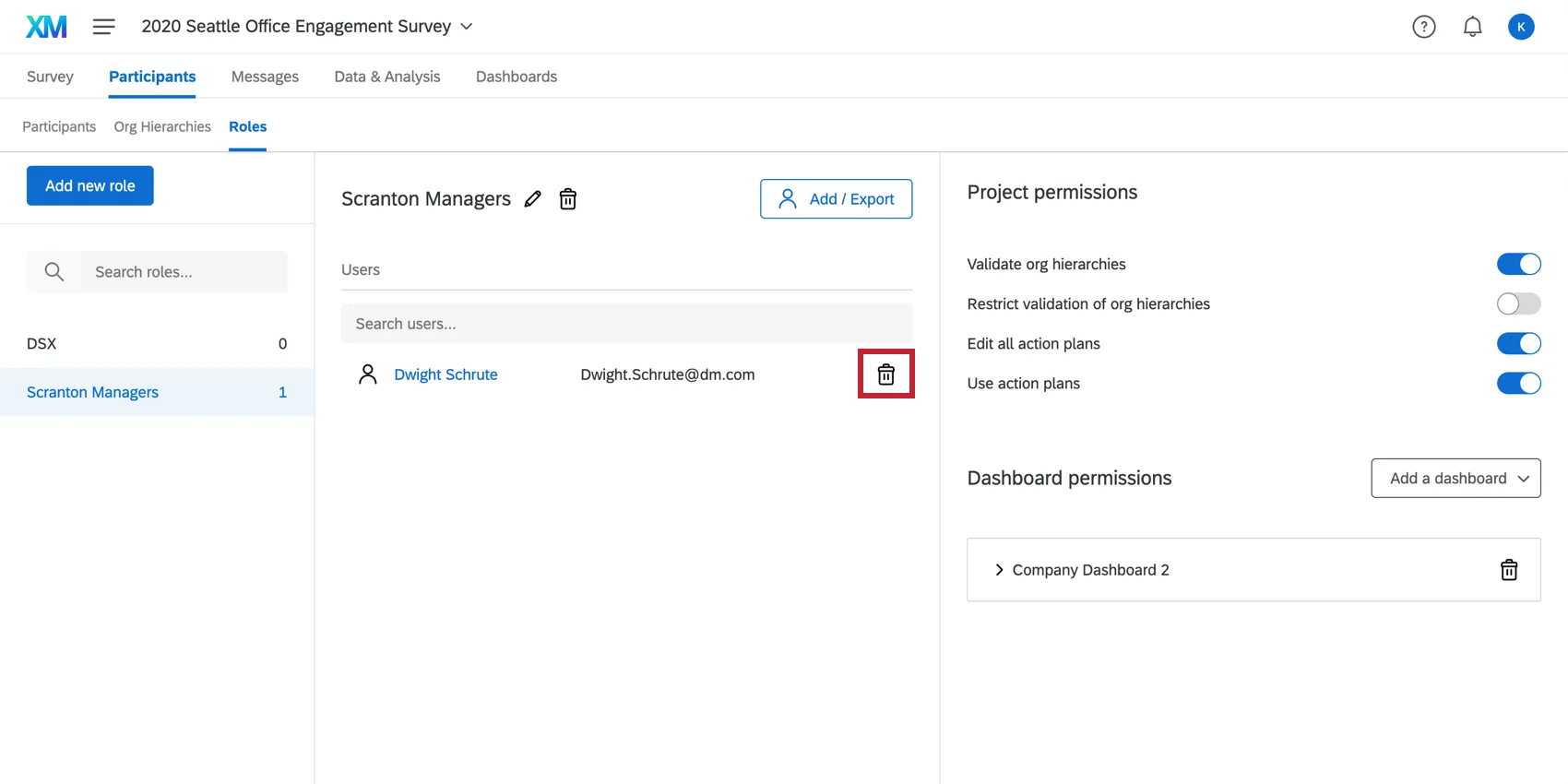 Icono de papelera a la derecha de un participante específico