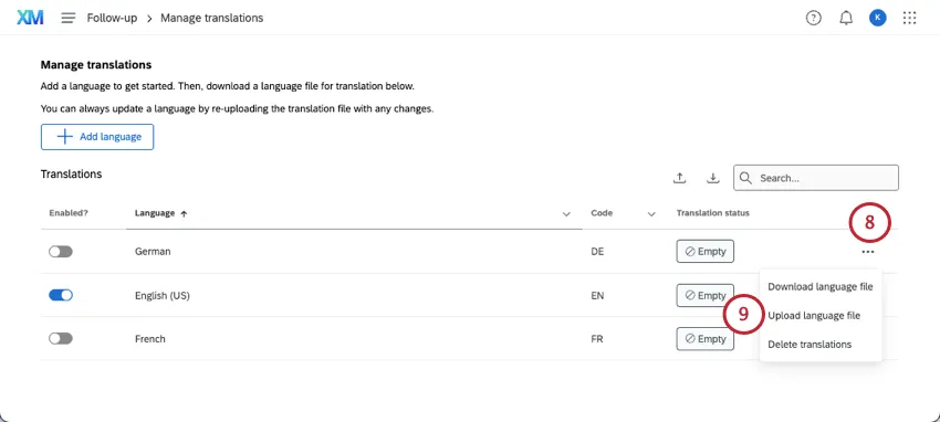 メニューは言語の次へ展開し、強調表示されたアップロード